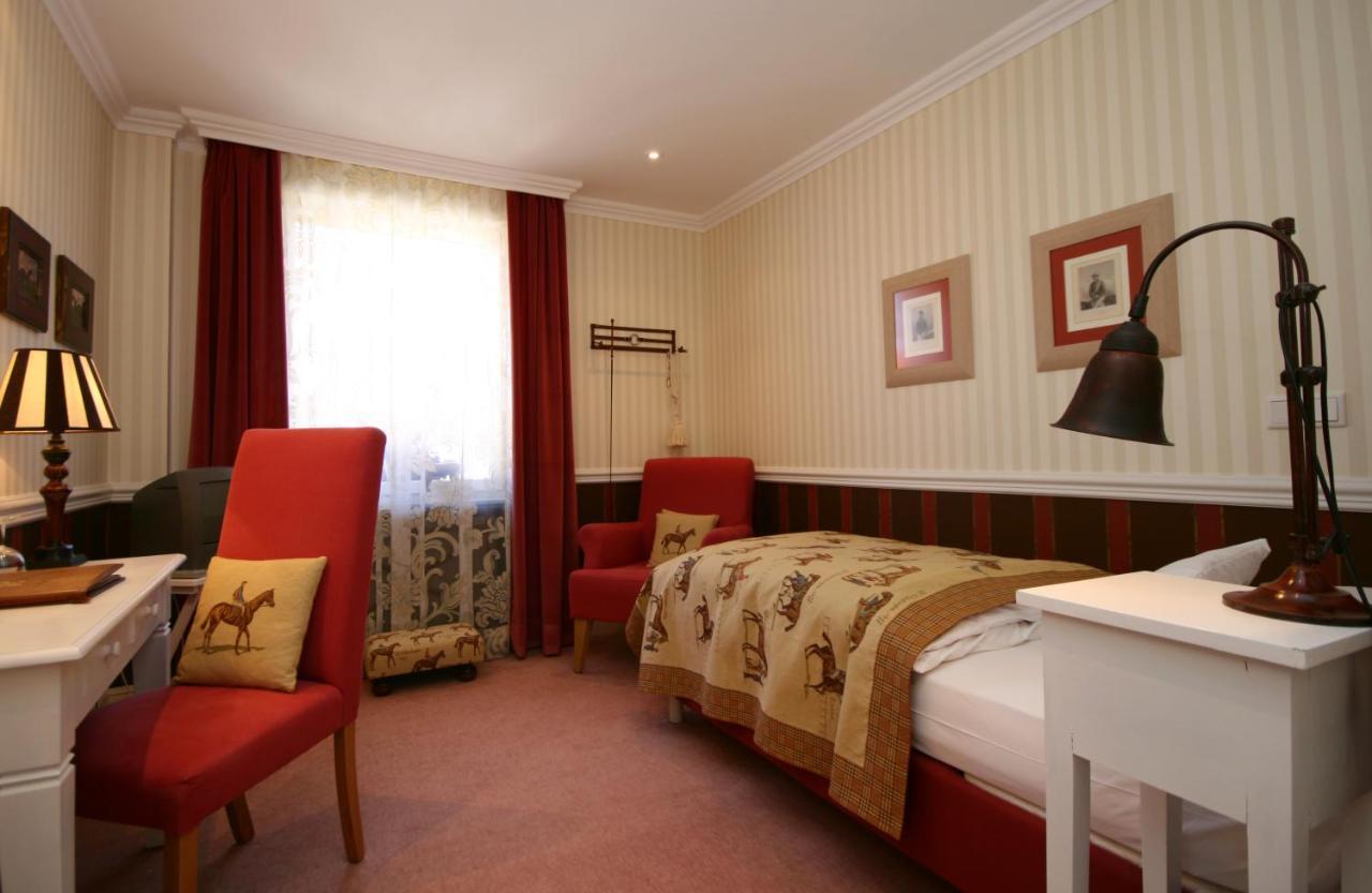 Landhotel Kern Bad Zwesten Esterno foto